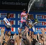 due ruote in rosa by fabrizio delmati